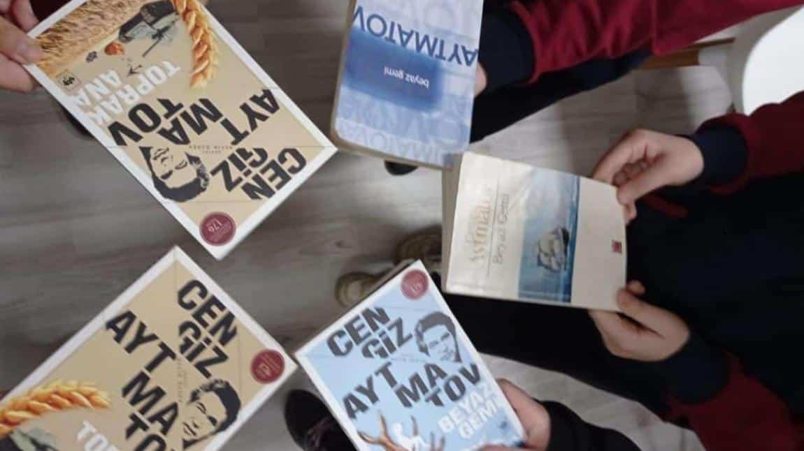 Anadolu Mektebi Yazar Okumaları Projesi